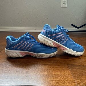 K-Swiss Womens Hypercourt Express 2 Clay Blue/Pink Athletic Tennis Shoes